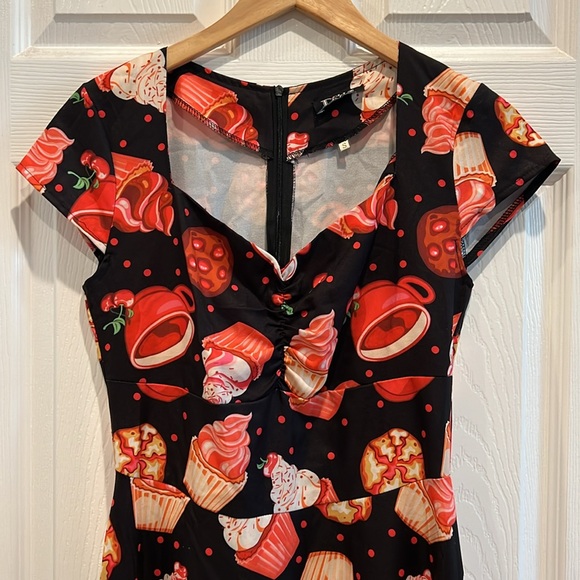 DOLLZ & DAMES Sweet Treat Vintage Style Swing Dress - Picture 3 of 10